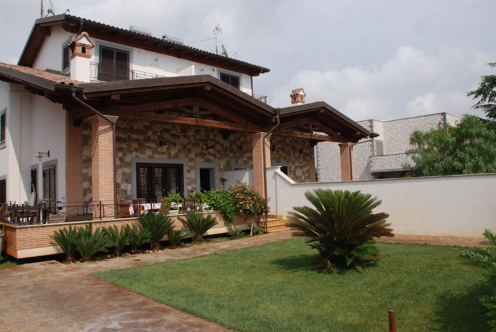 Villa Cecilia Фьюмичино Экстерьер фото